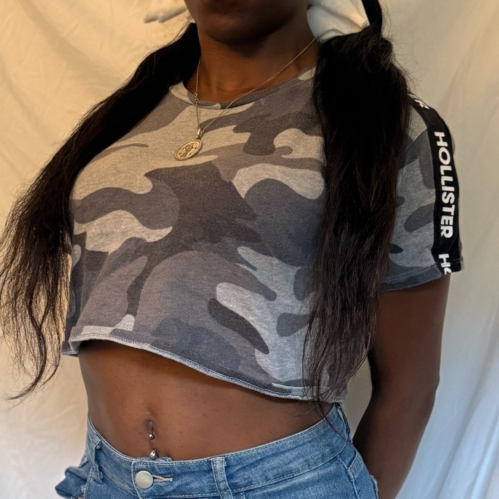 Hollister Gray Camouflage Crop Top